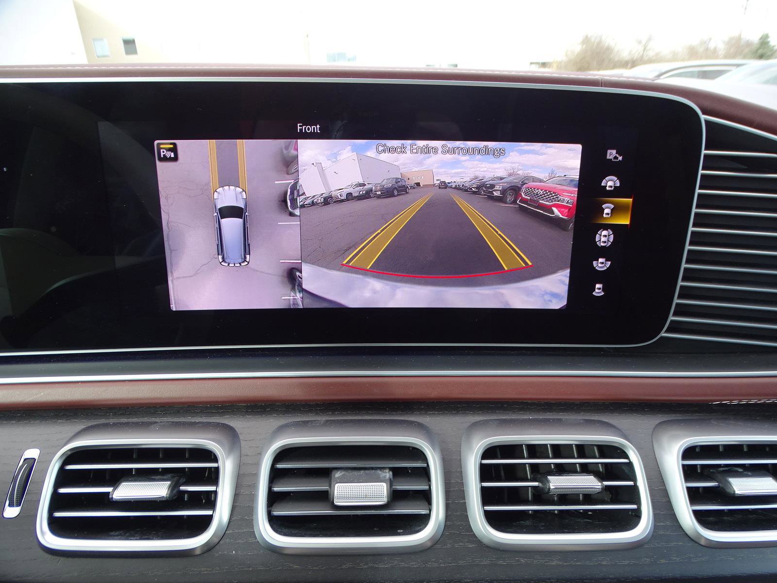 Used 2021 Mercedes-Benz Maybach GLS 600 4MATIC image 25