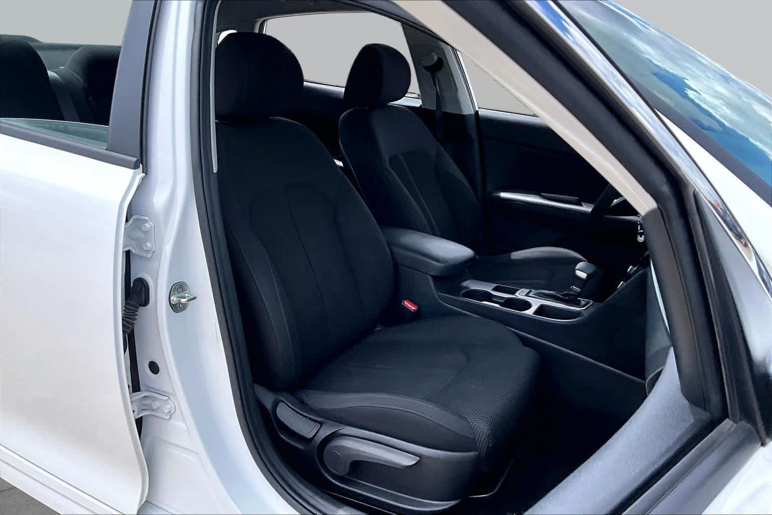 Used 2019 Kia Optima LX FWD image 9