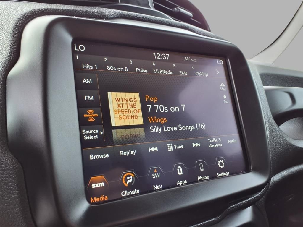 Used 2023 Jeep Renegade Latitude image 5