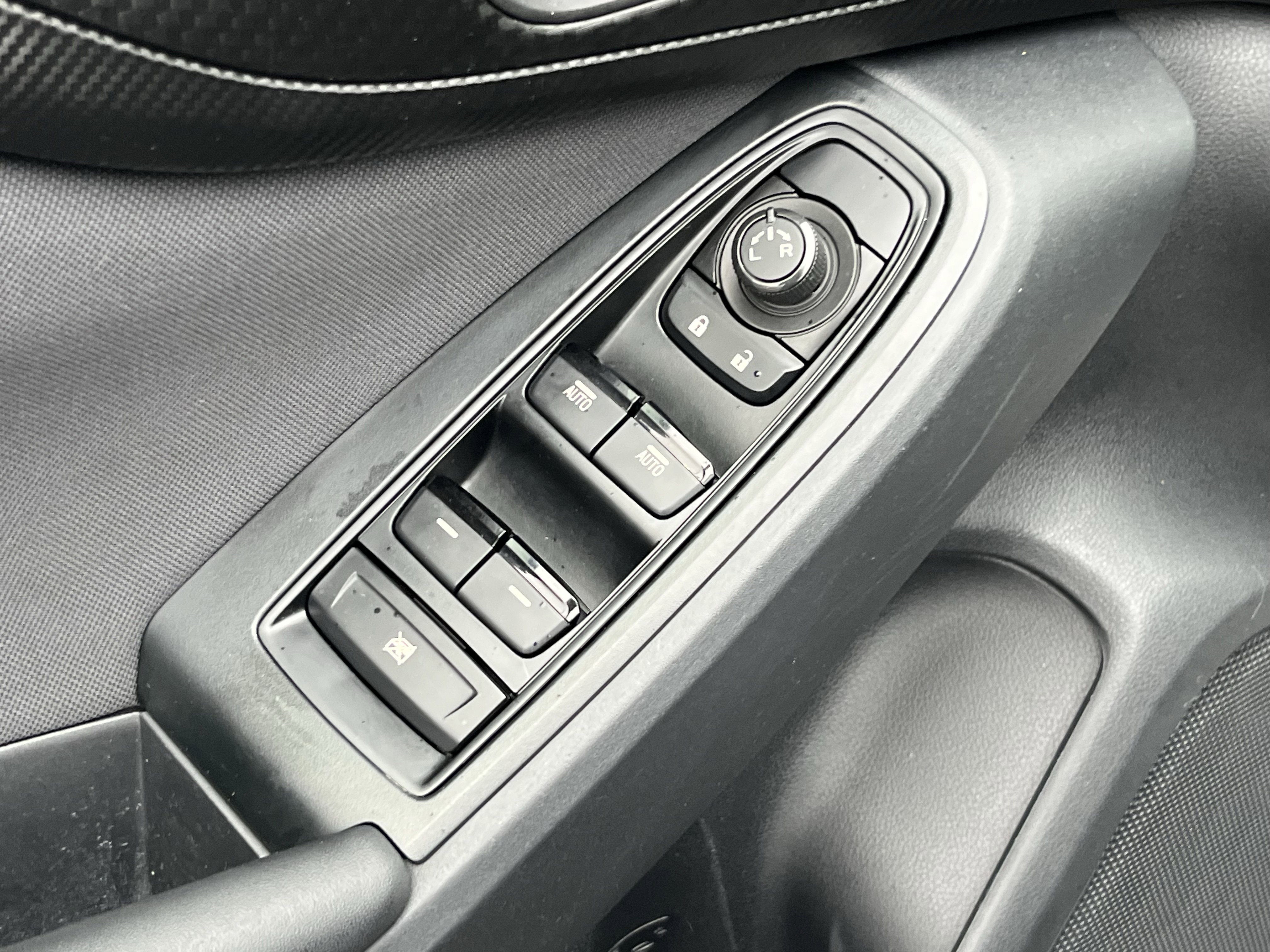 Used 2019 Subaru Crosstrek 2.0i Premium w/ Popular Package #2 image 17