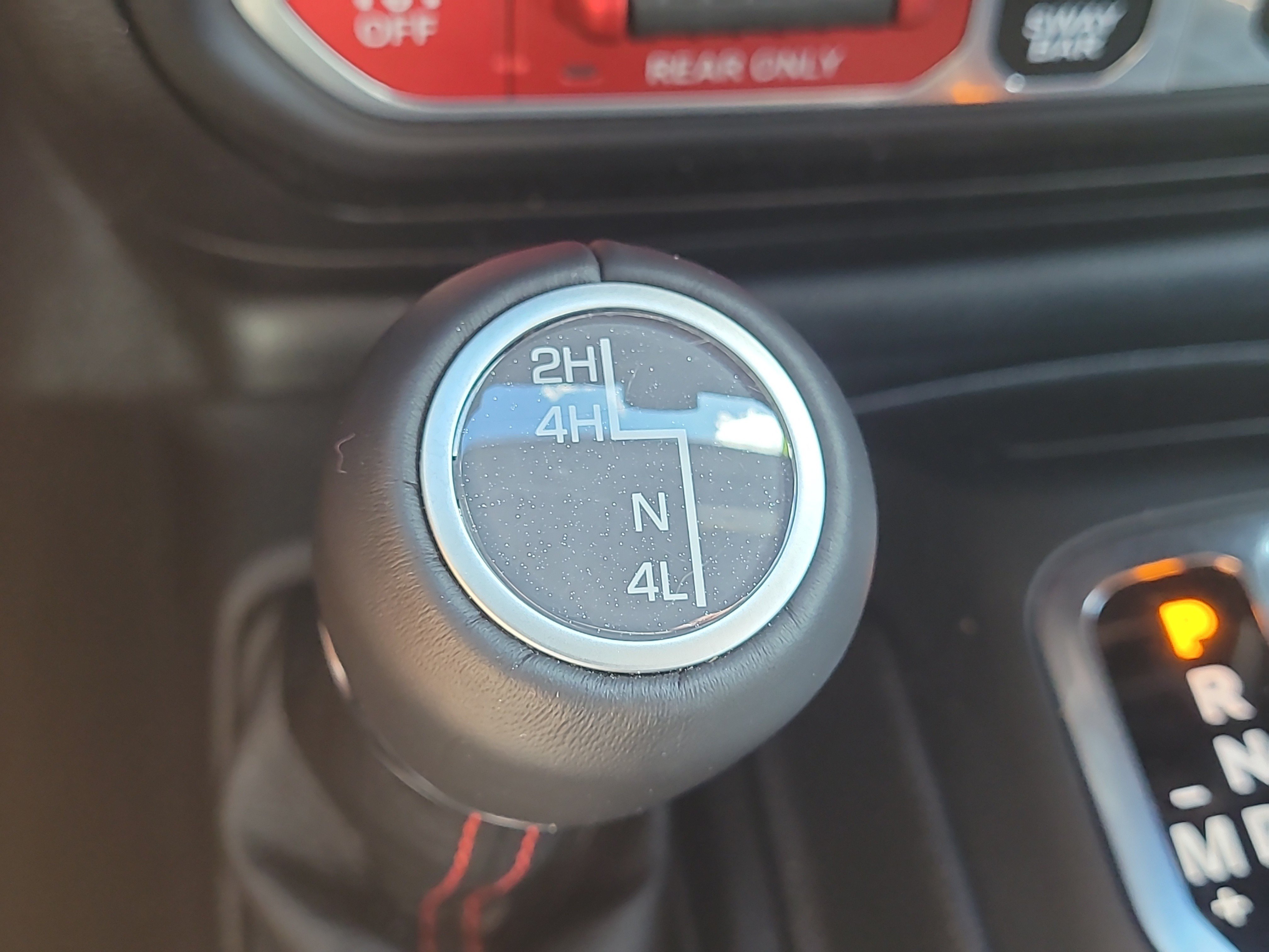 Used 2023 Jeep Wrangler Unlimited Rubicon AWD/4WD image 28