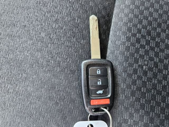 Used 2016 Honda CR-V LX image 28