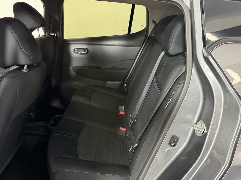 Used 2025 Nissan Leaf SV Plus image 26