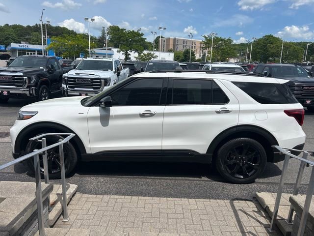 Used 2023 Ford Explorer ST-Line w/ Class IV Trailer Tow Package AWD/4WD image 6