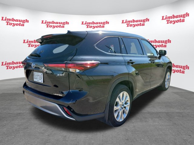 Used 2026 Toyota Highlander Limited image 27