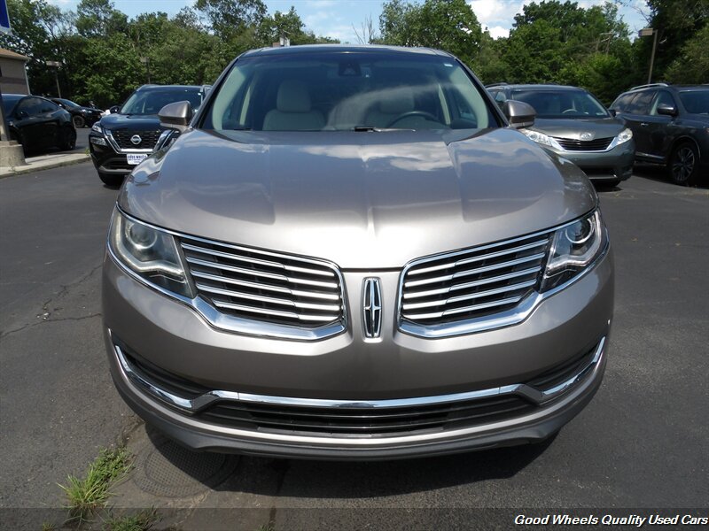 Used 2018 Lincoln MKX Reserve w/ Lincoln MKX Climate Package AWD/4WD image 2