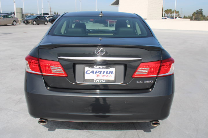 Used 2011 Lexus ES 350 image 4