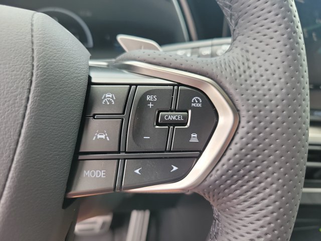 Used 2026 Lexus TX 500h AWD w/ Technology Package image 19