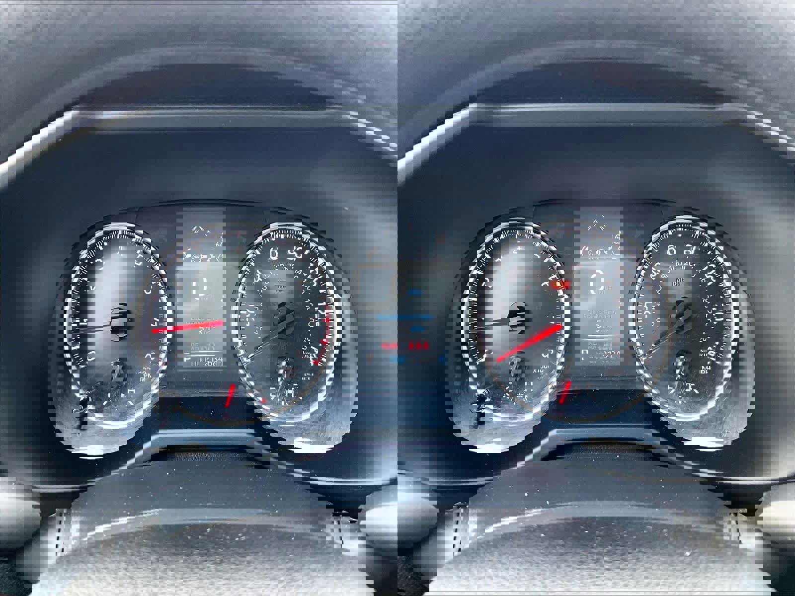 Used 2022 Toyota RAV4 LE image 25