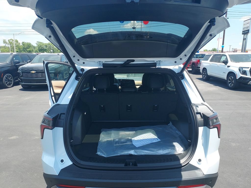 New 2027 Chevrolet Equinox ACTIV FWD image 14