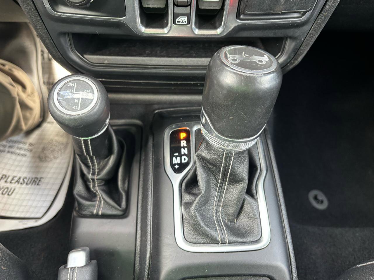 Used 2018 Jeep Wrangler Unlimited Sahara AWD/4WD image 24