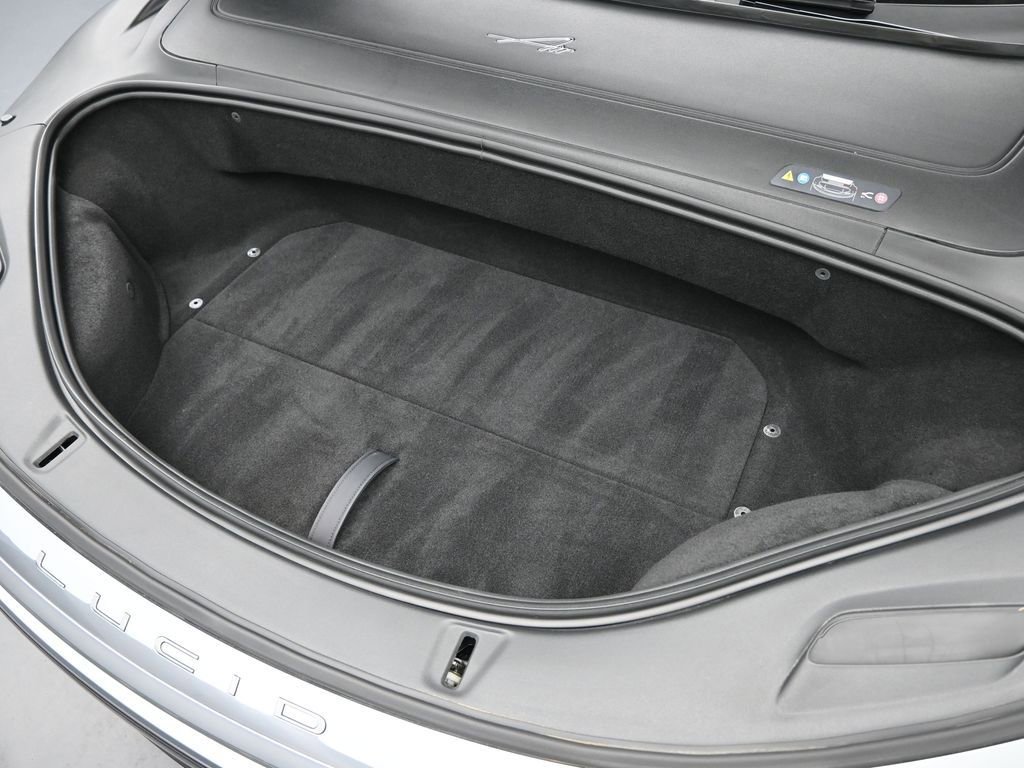 Used 2022 Lucid Air Grand Touring image 11