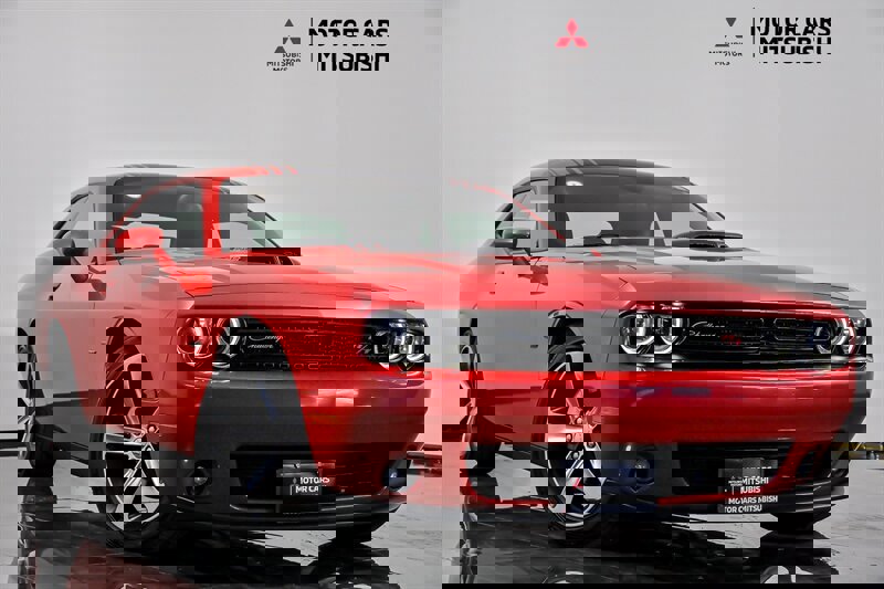 Used 2016 Dodge Challenger R/T Plus