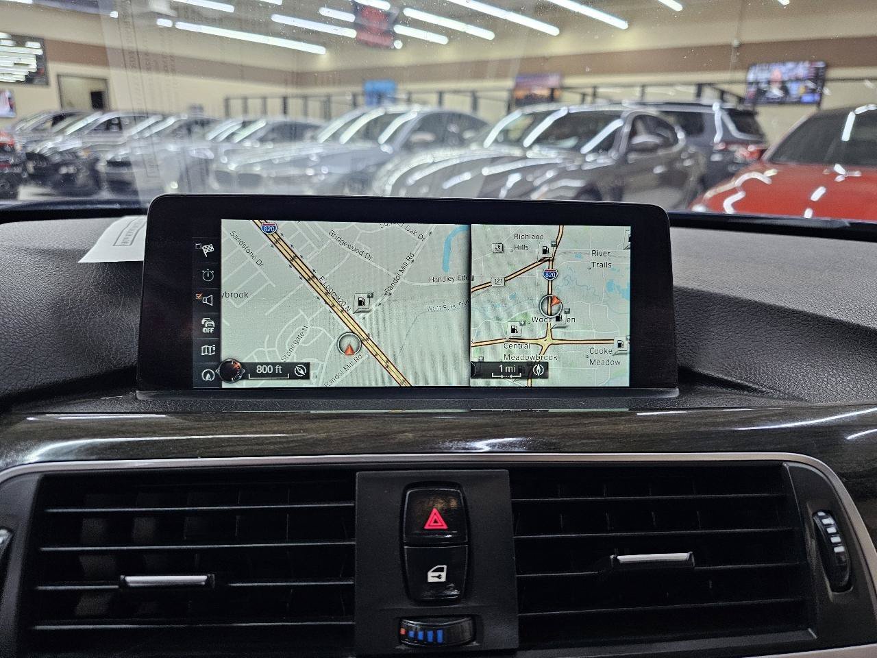 Used 2017 BMW 330i xDrive Sedan AWD/4WD image 30