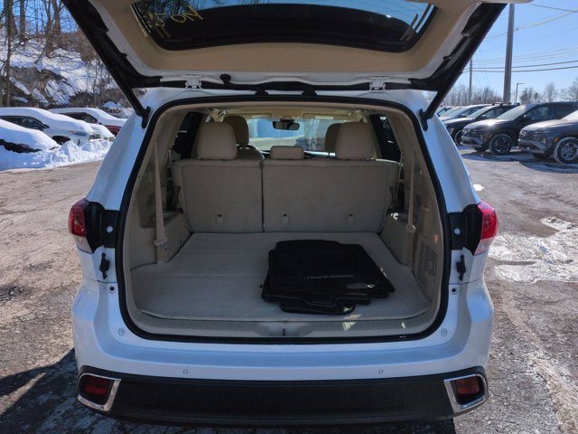 Certified 2017 Toyota Highlander Limited image 5