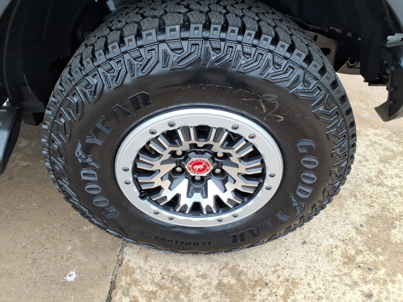 New 2026 Ford Bronco Outer Banks image 18