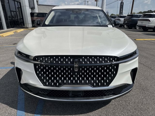 New 2026 Lincoln Nautilus Premier AWD/4WD image 2