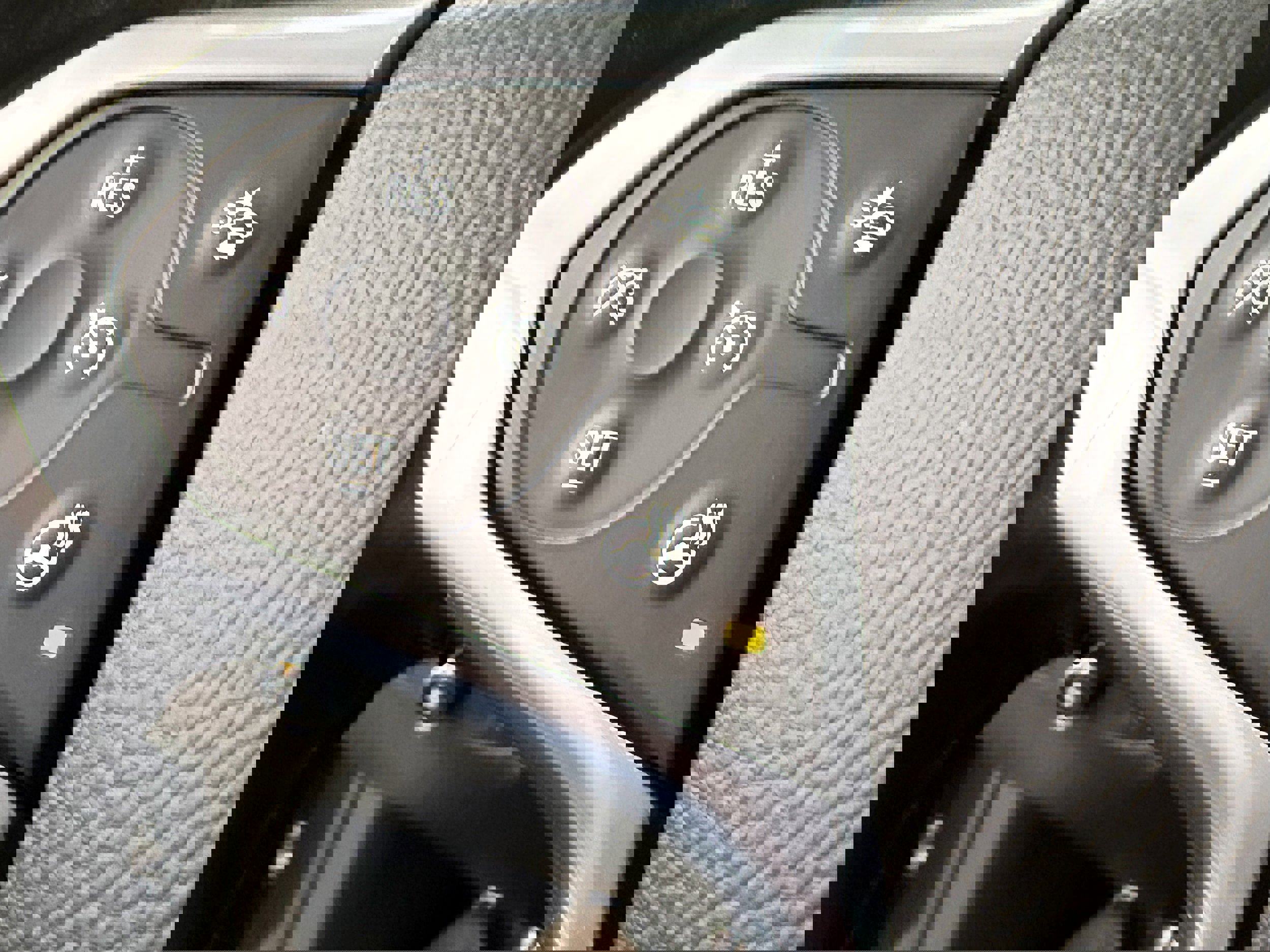 Used 2021 Chevrolet Traverse RS image 11