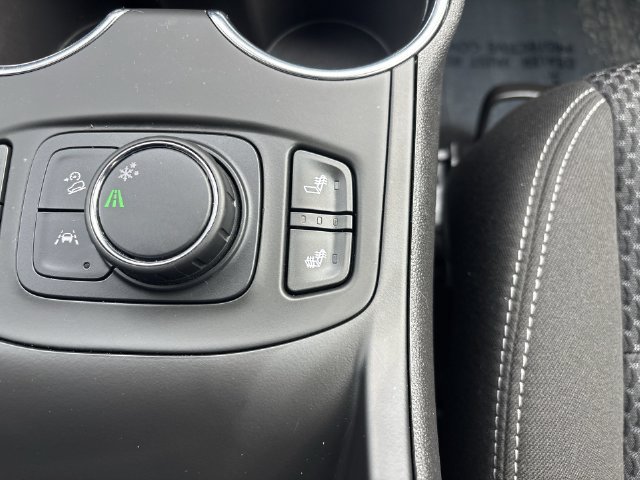 Certified 2024 GMC Terrain SLE w/ Driver Convenience Package FWD image 30