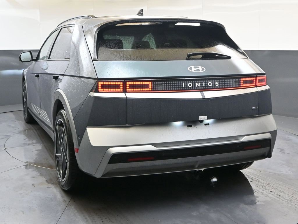 Used 2025 Hyundai Ioniq 5 Limited image 4