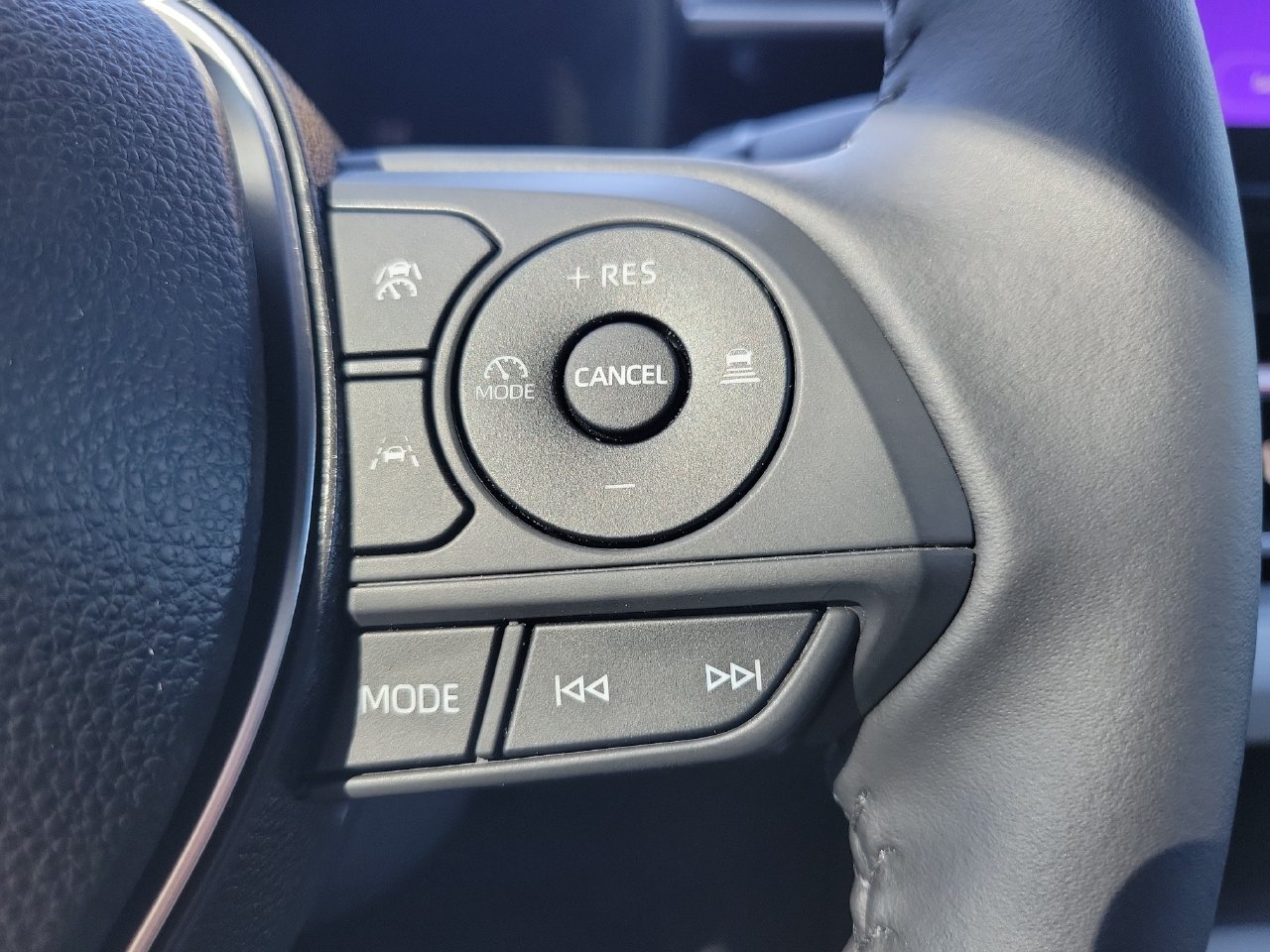 Used 2026 Toyota Corolla SE FWD image 19