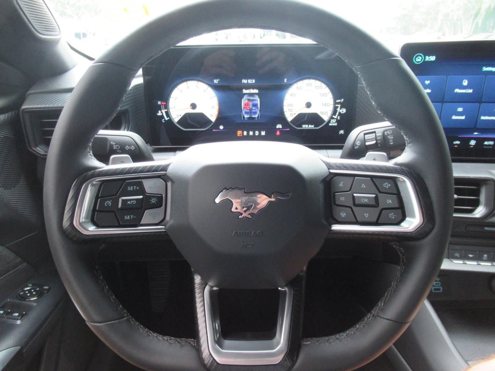 Used 2025 Ford Mustang GT RWD image 24