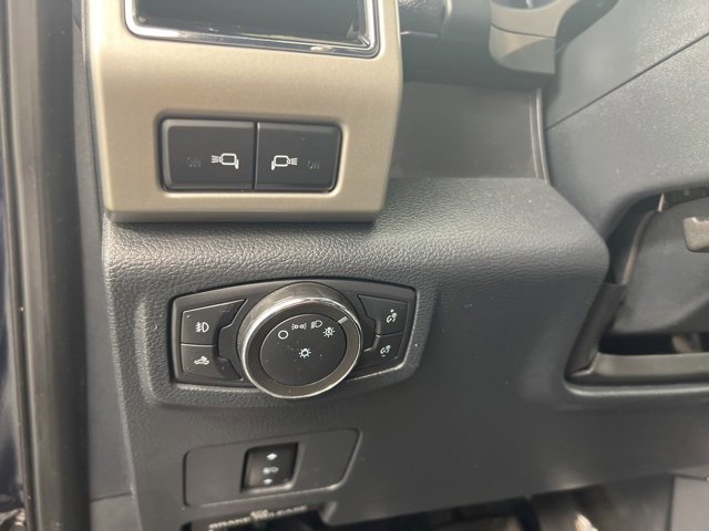 Used 2022 Ford F250 Lariat image 15