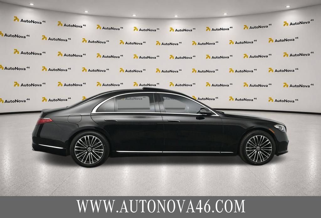 Used 2024 Mercedes-Benz S 580e 4MATIC Sedan image 10