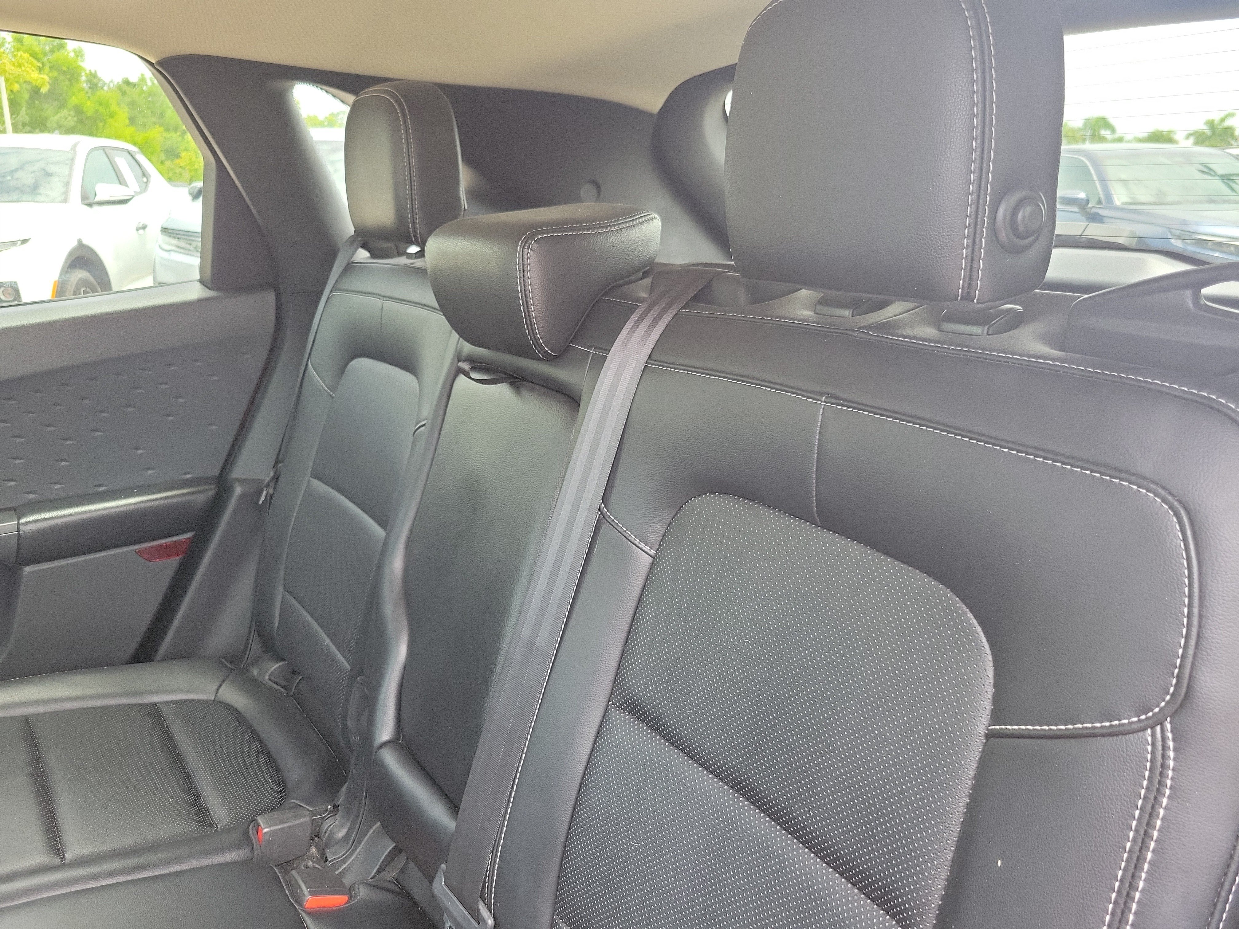 Used 2020 Ford Escape SEL FWD image 8