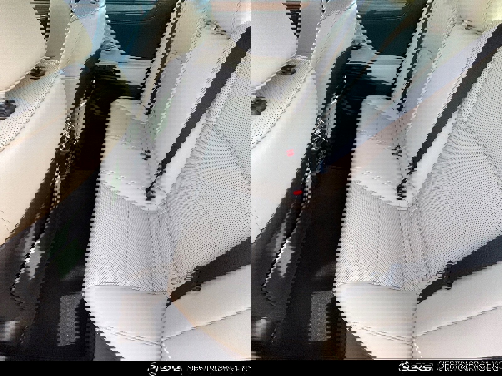 Certified 2025 Lexus ES 350 w/ Premium Package image 16