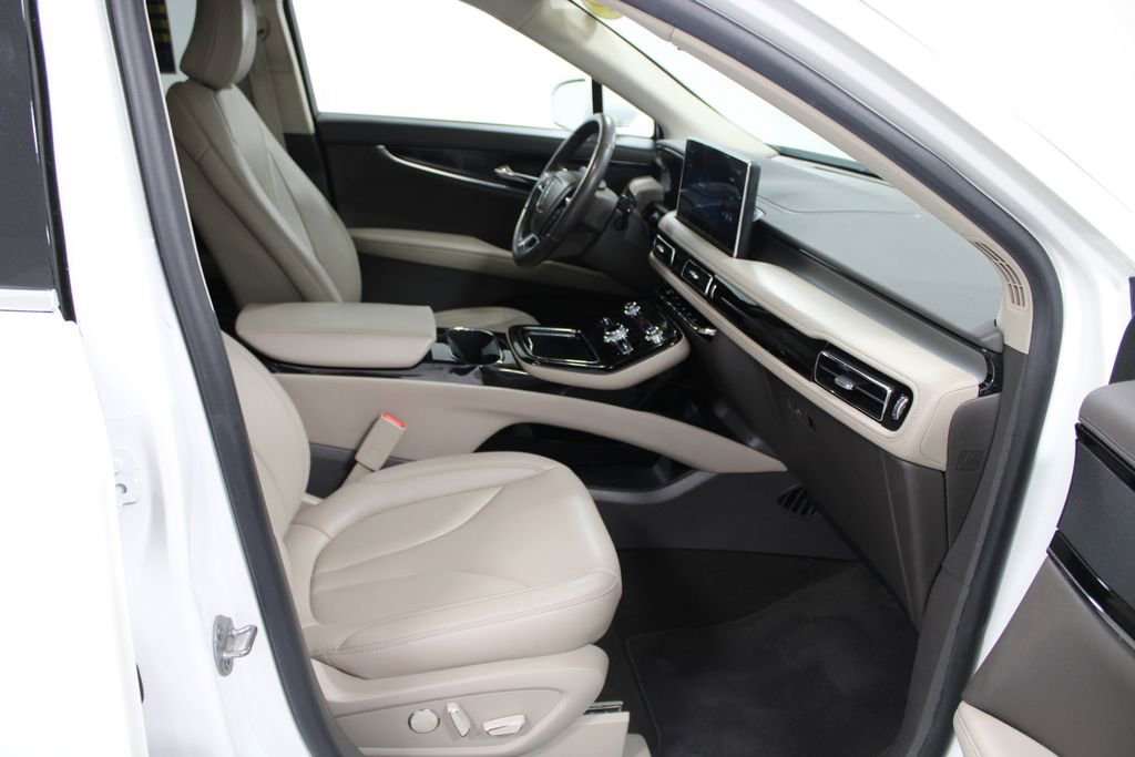 Used 2022 Lincoln Nautilus AWD w/ Premium Package image 29