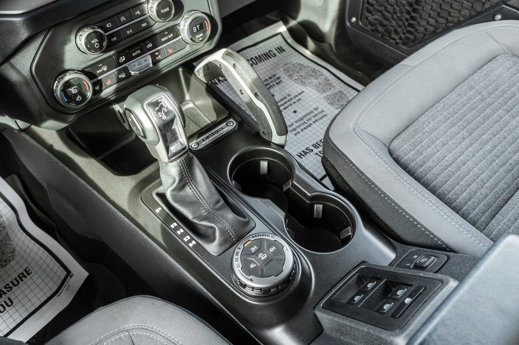 Used 2023 Ford Bronco Outer Banks image 22
