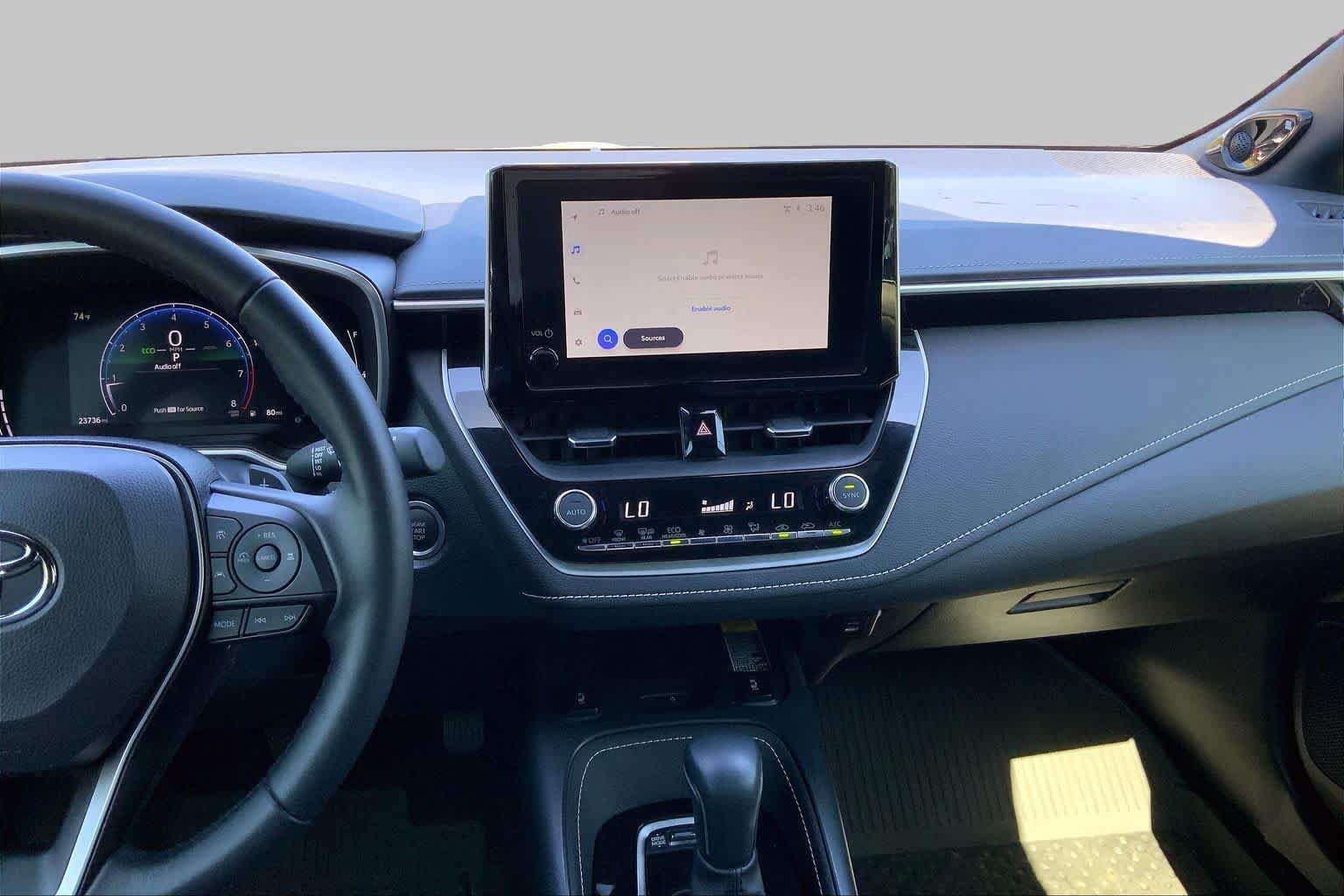 Certified 2025 Toyota Corolla XSE FWD image 6