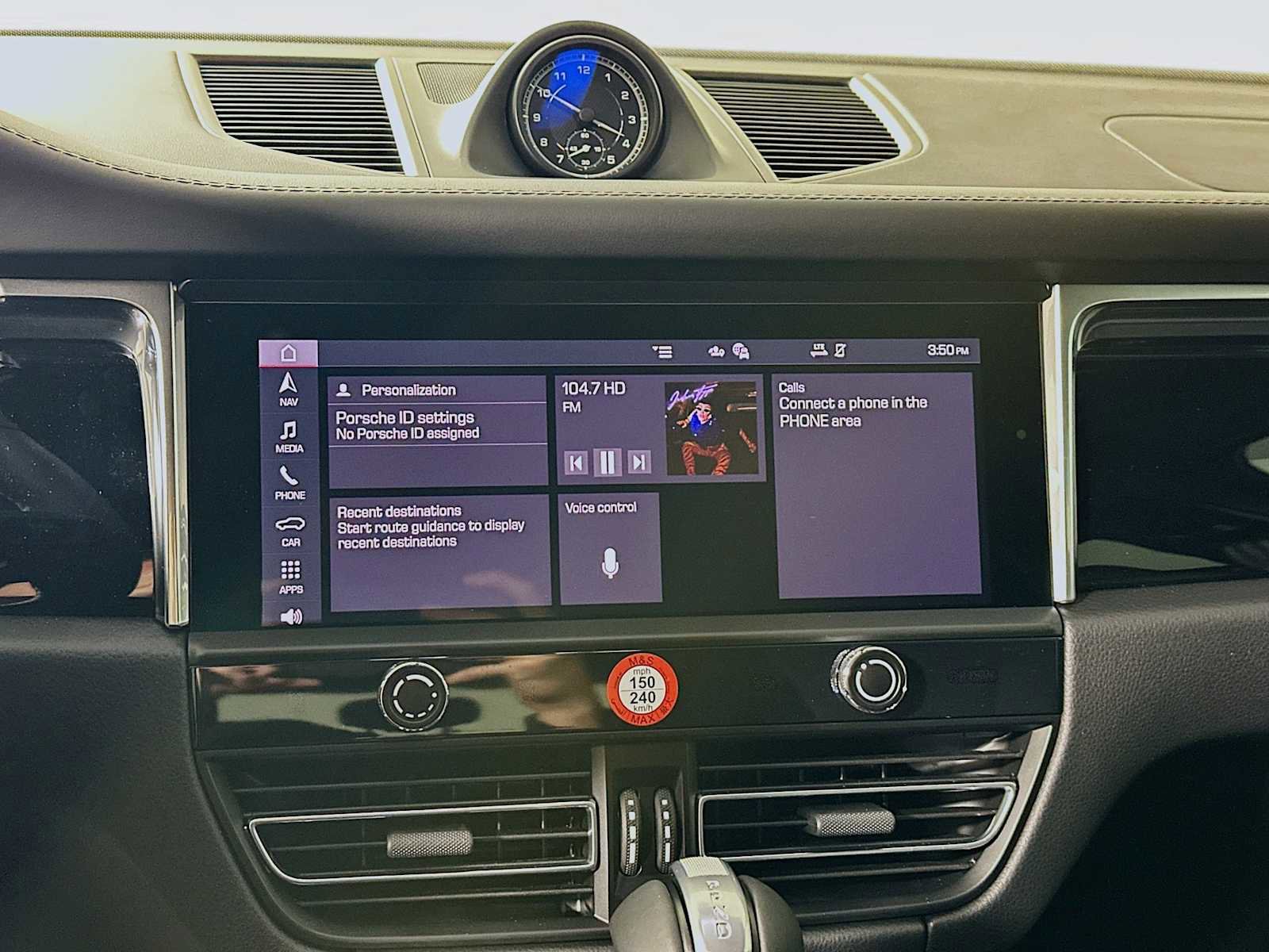 New 2026 Porsche Macan image 16