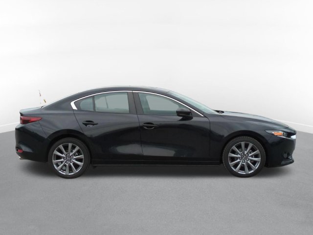 Used 2024 MAZDA MAZDA3 s FWD image 2