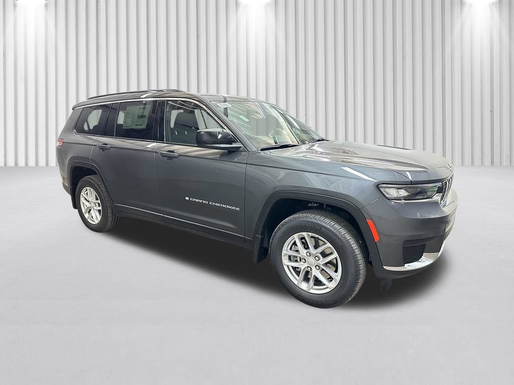 New 2026 Jeep Grand Cherokee L 4WD image 2