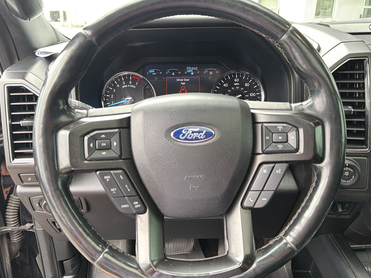 Used 2019 Ford Expedition Limited w/ Special Edition Package AWD/4WD image 22