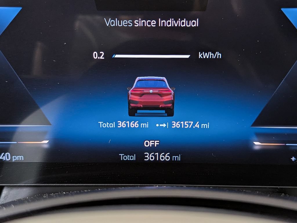 Certified 2024 BMW iX xDrive50 w/ Sport Package AWD/4WD image 31