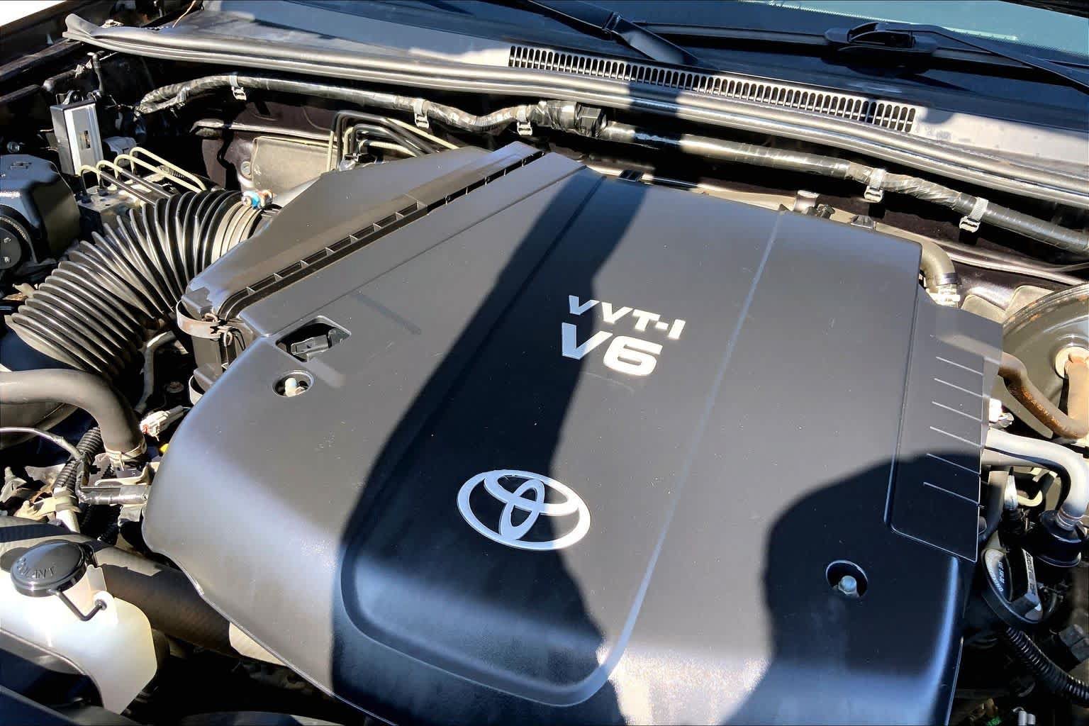 Used 2013 Toyota Tacoma 4x4 Double Cab w/ TRD Sport Pkg image 32