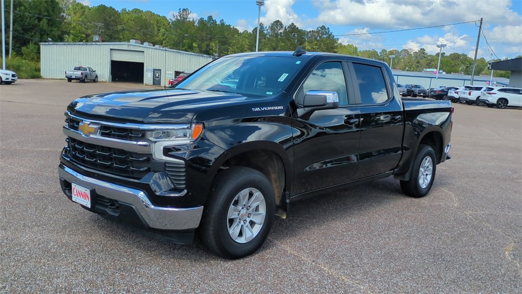 Used 2025 Chevrolet Silverado 1500 LT