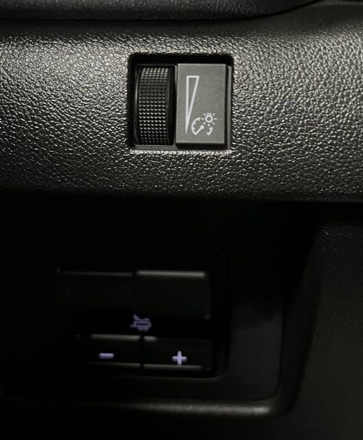 Used 2023 GMC Canyon Denali AWD/4WD image 33