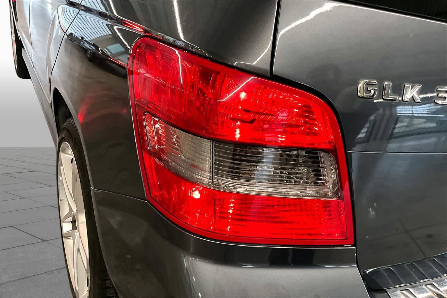 Used 2011 Mercedes-Benz GLK 350 2WD image 21