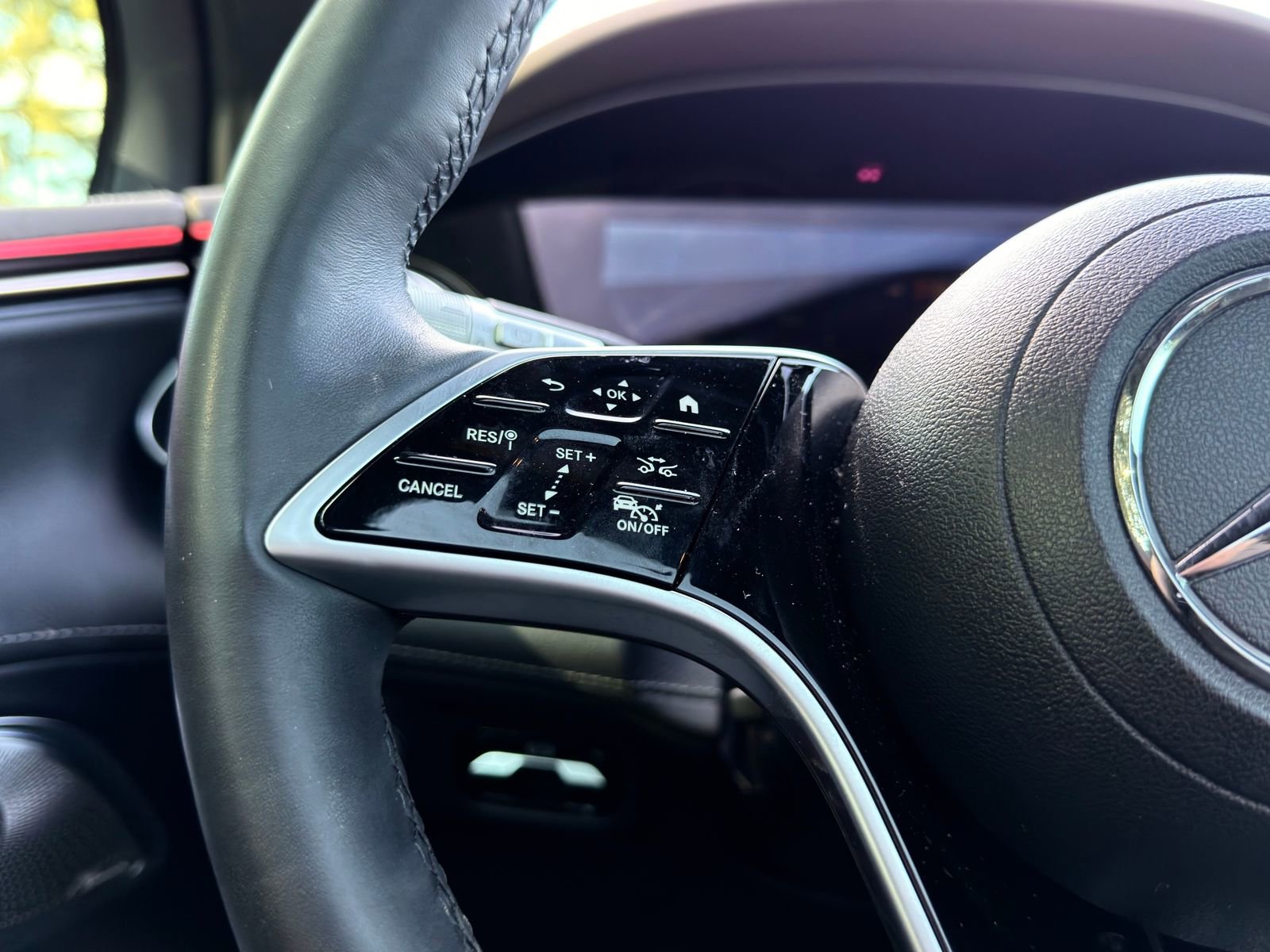 Certified 2023 Mercedes-Benz EQS 580 4MATIC SUV image 22