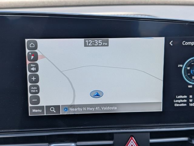 Used 2025 Hyundai Elantra Limited image 18