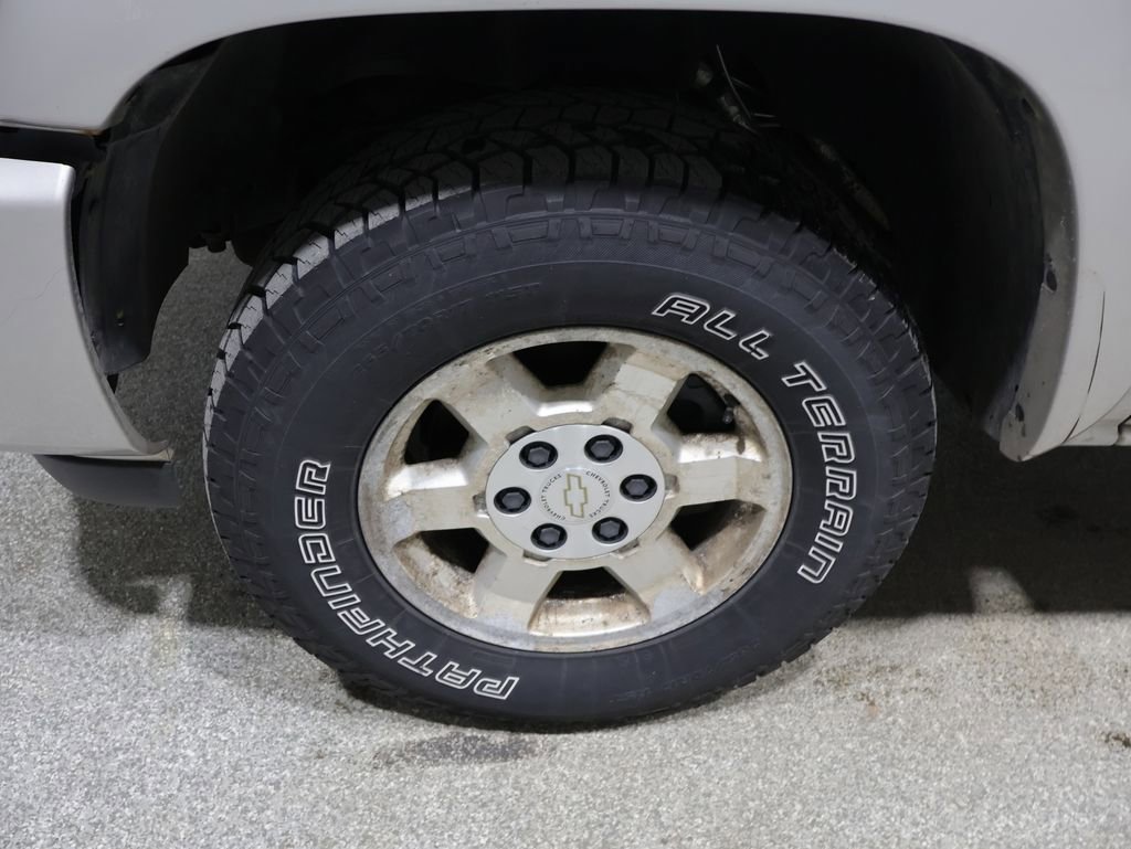 Used 2006 GMC Sierra 1500 SLE w/ Light Duty Power Package image 9