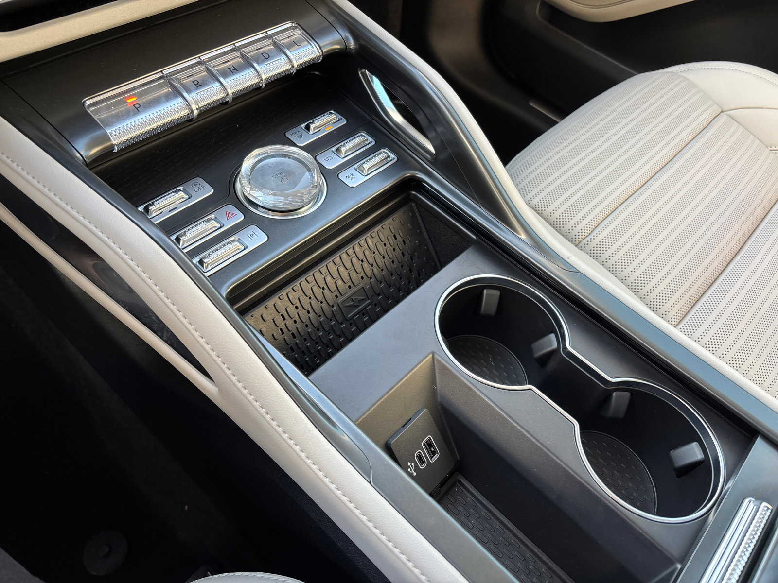 New 2026 Lincoln Nautilus Reserve AWD/4WD image 24