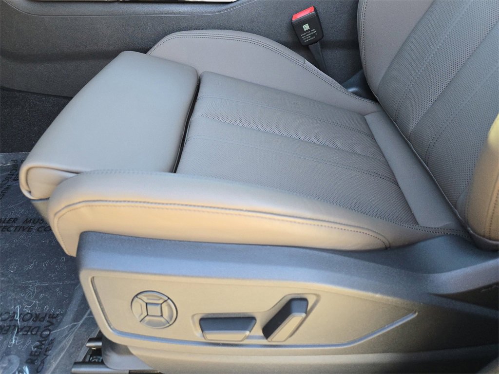 New 2025 Audi Q5 Premium Plus image 17