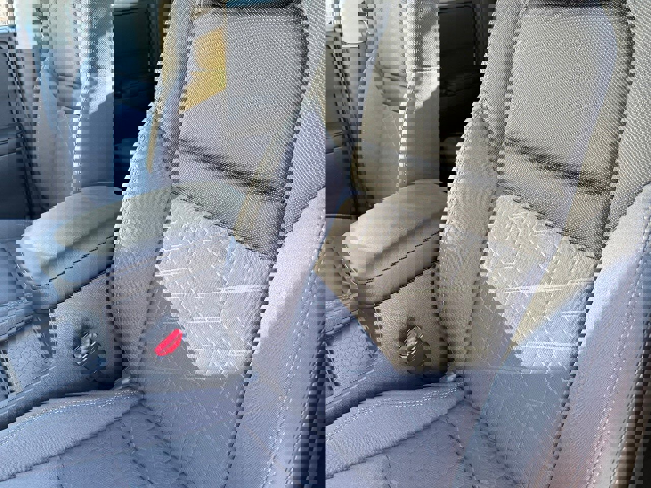 New 2026 Nissan Frontier SV image 21