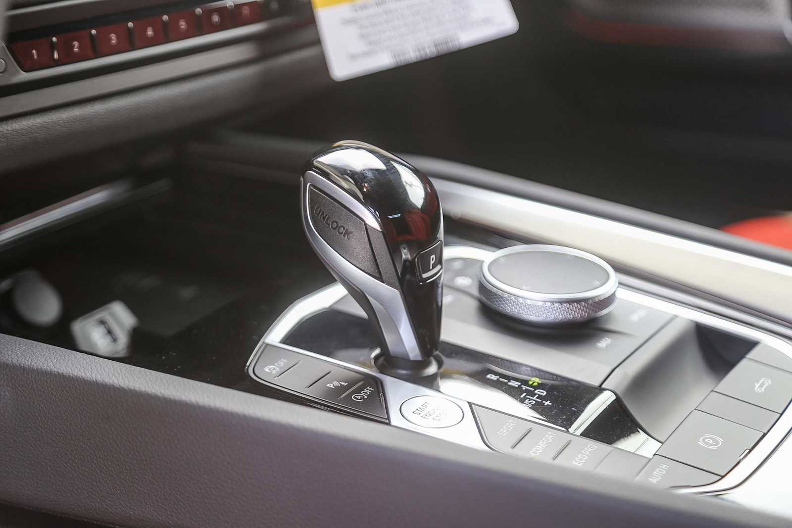 Used 2026 BMW Z4 sDrive30i w/ Premium Package image 14