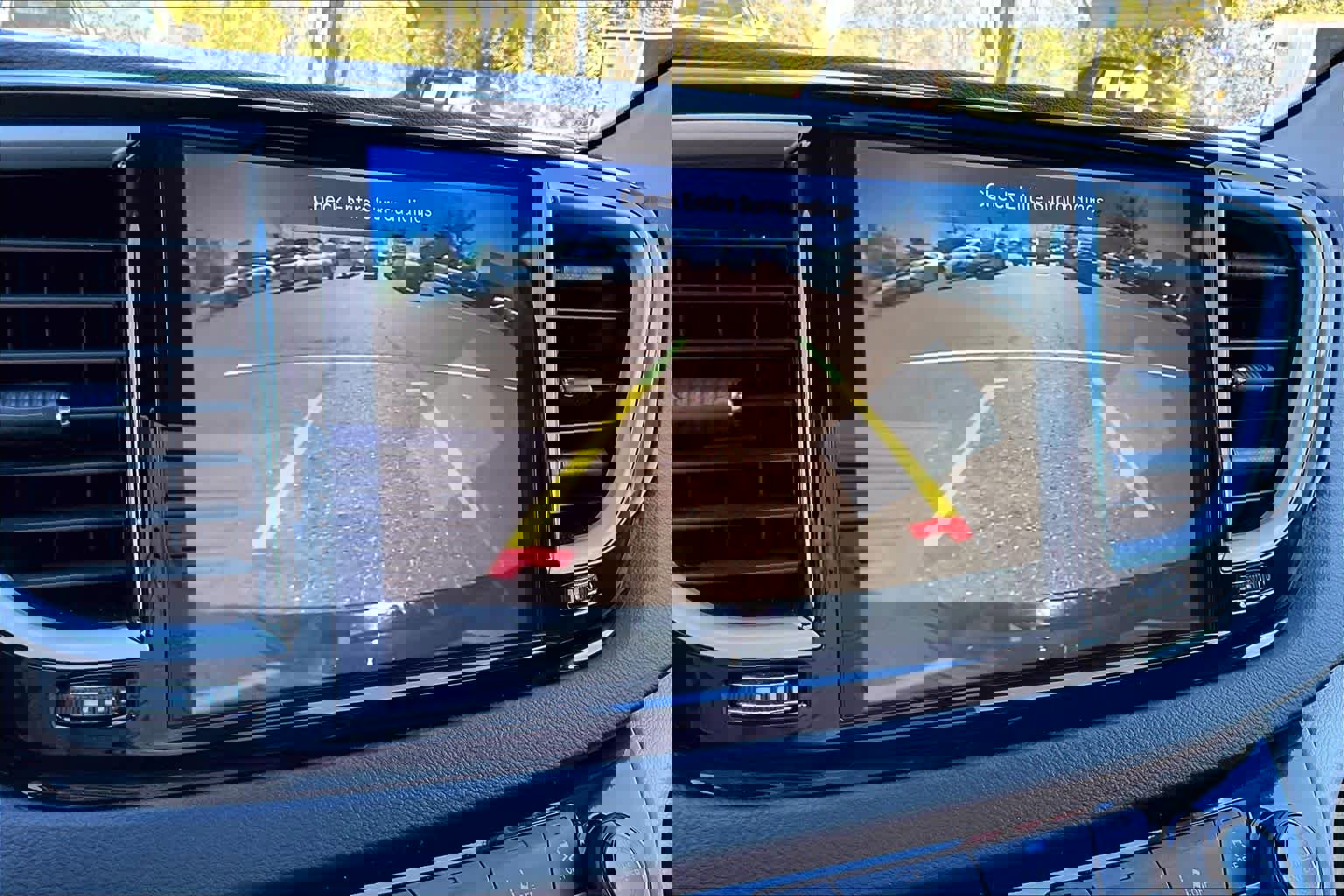 Used 2023 Chrysler Pacifica Touring-L image 26